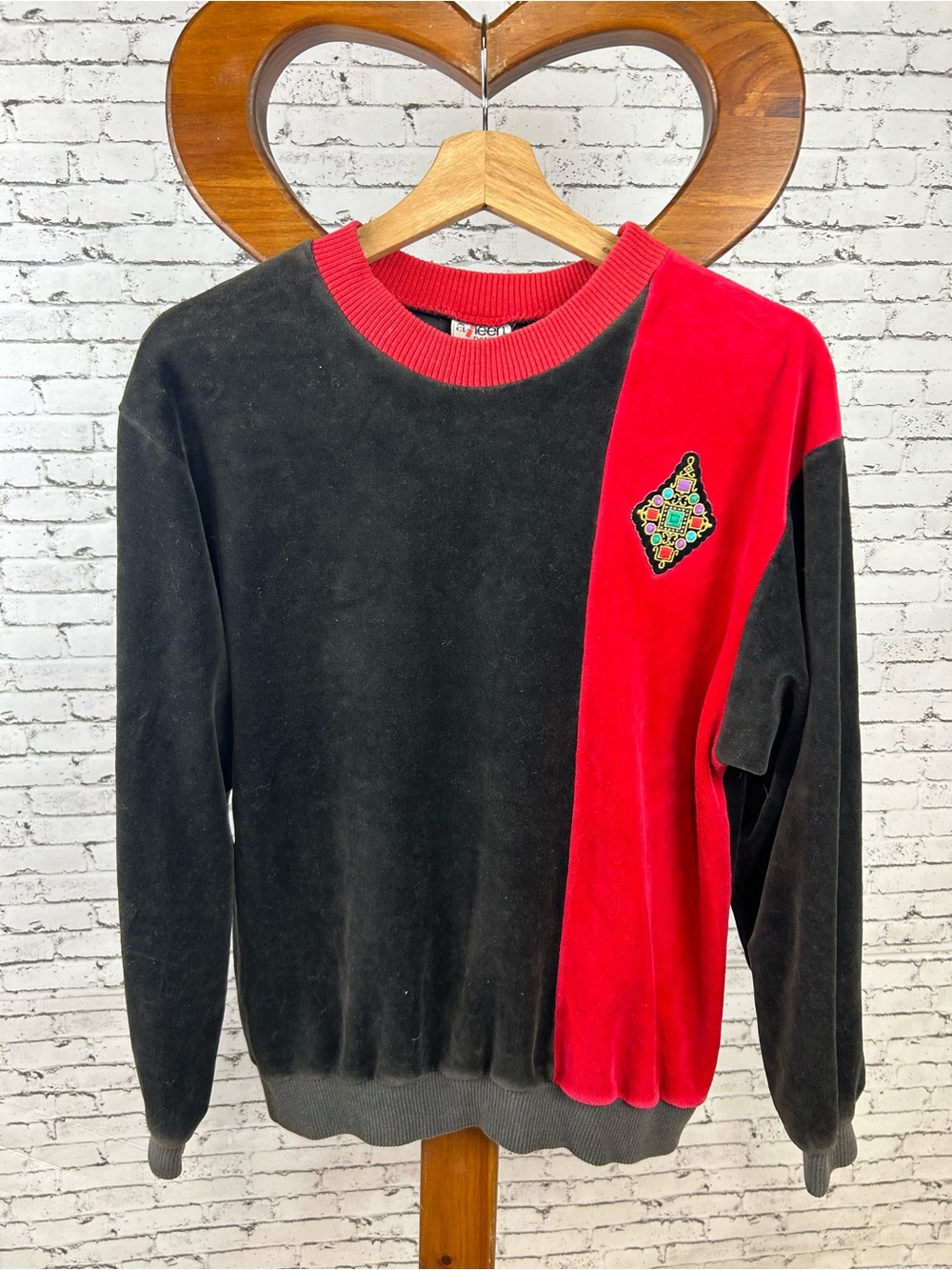 Vintage aileen Velour Black and Red Panel Crewneck Sweater size MP
